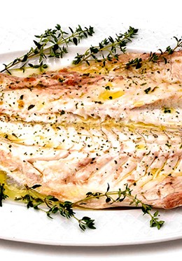 lubina-a-la-plancha - Restaurante El Cruce - Alcalá del Júcar
